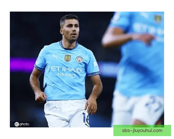 罗德里伤愈复出首战献制胜球曼城中场重燃锋芒