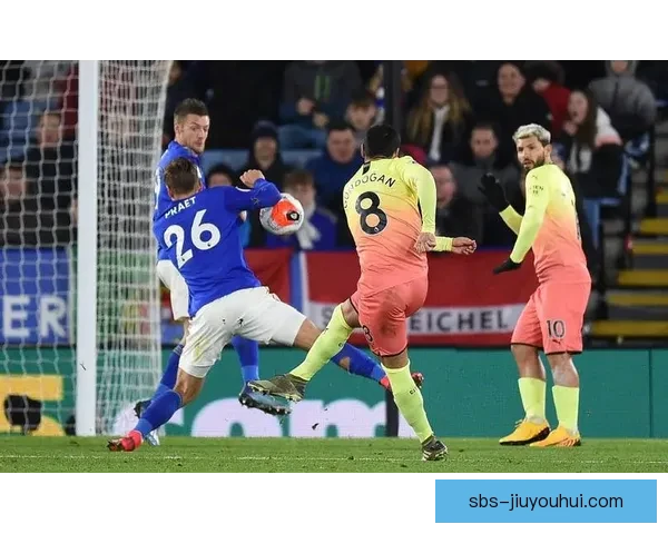 赖恩德斯门前头球补射破门打入全场唯一进球帮助球队惊险取胜成功